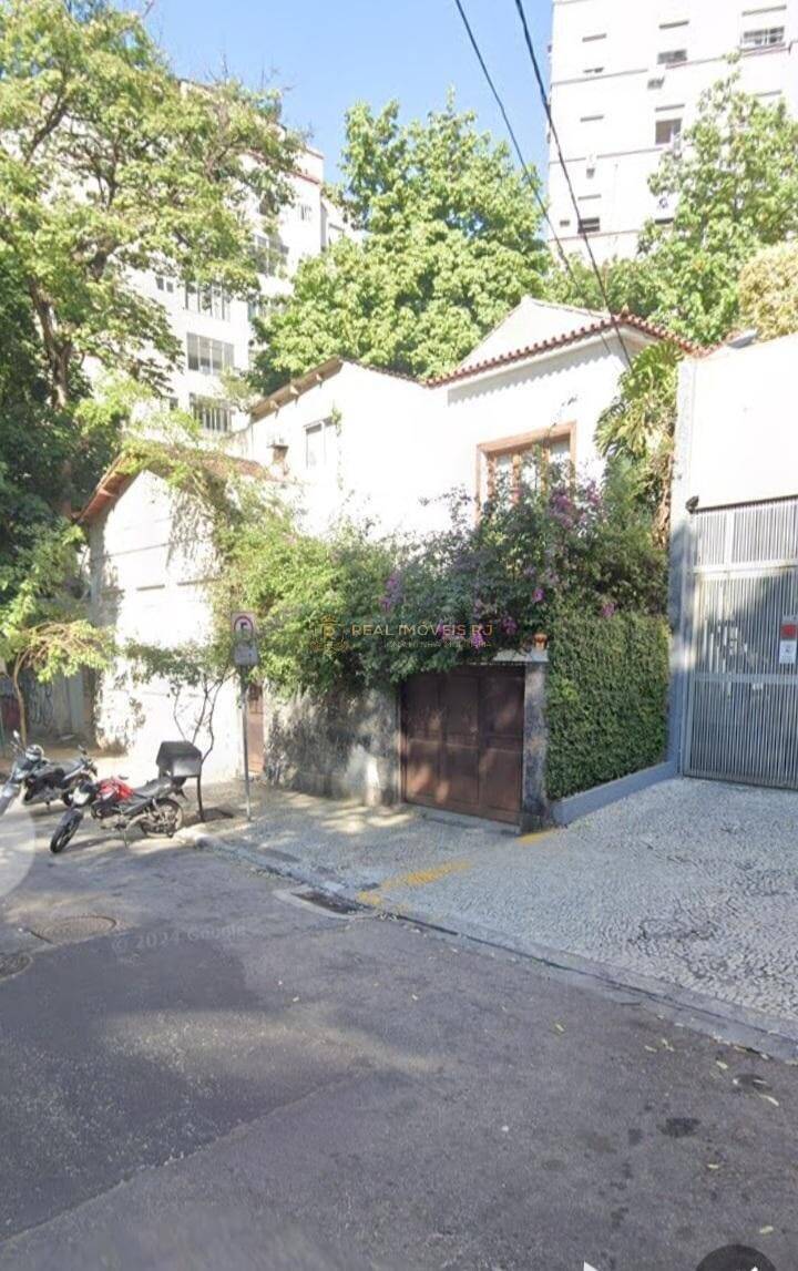 Casa, 5 quartos, 220 m² - Foto 1