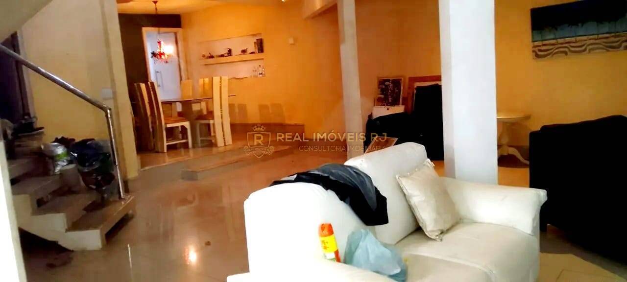 Casa, 5 quartos, 220 m² - Foto 4