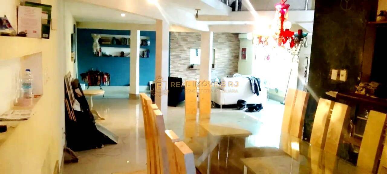 Casa, 5 quartos, 220 m² - Foto 3