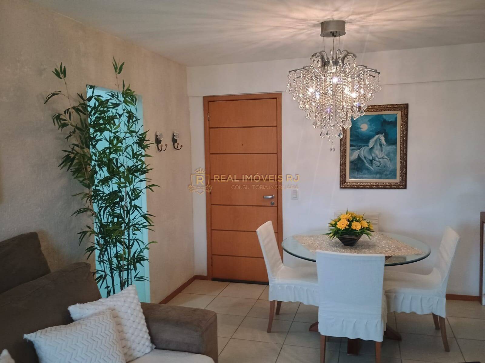 Apartamento à venda e aluguel com 2 quartos, 75m² - Foto 1