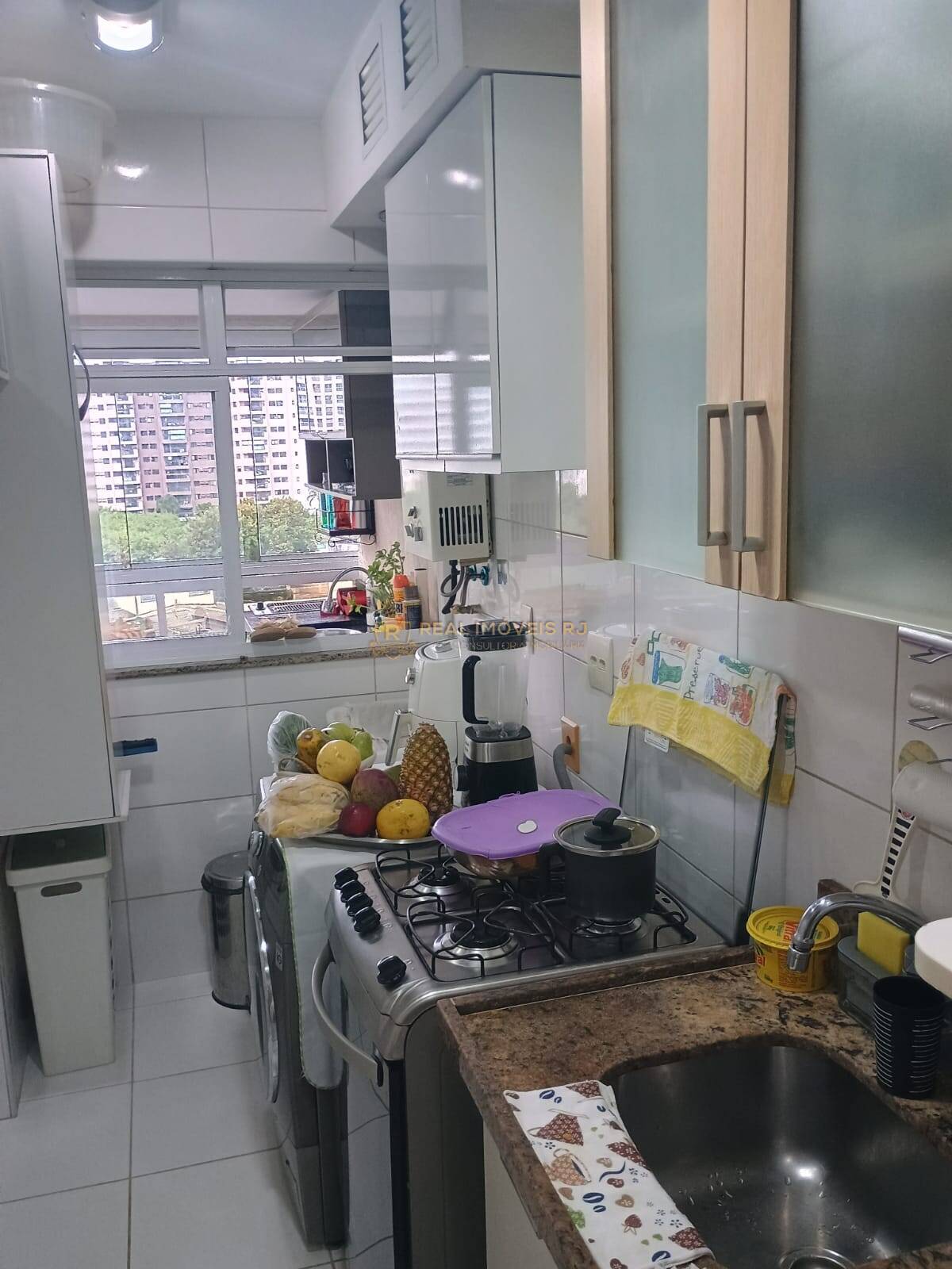 Apartamento à venda e aluguel com 2 quartos, 75m² - Foto 9