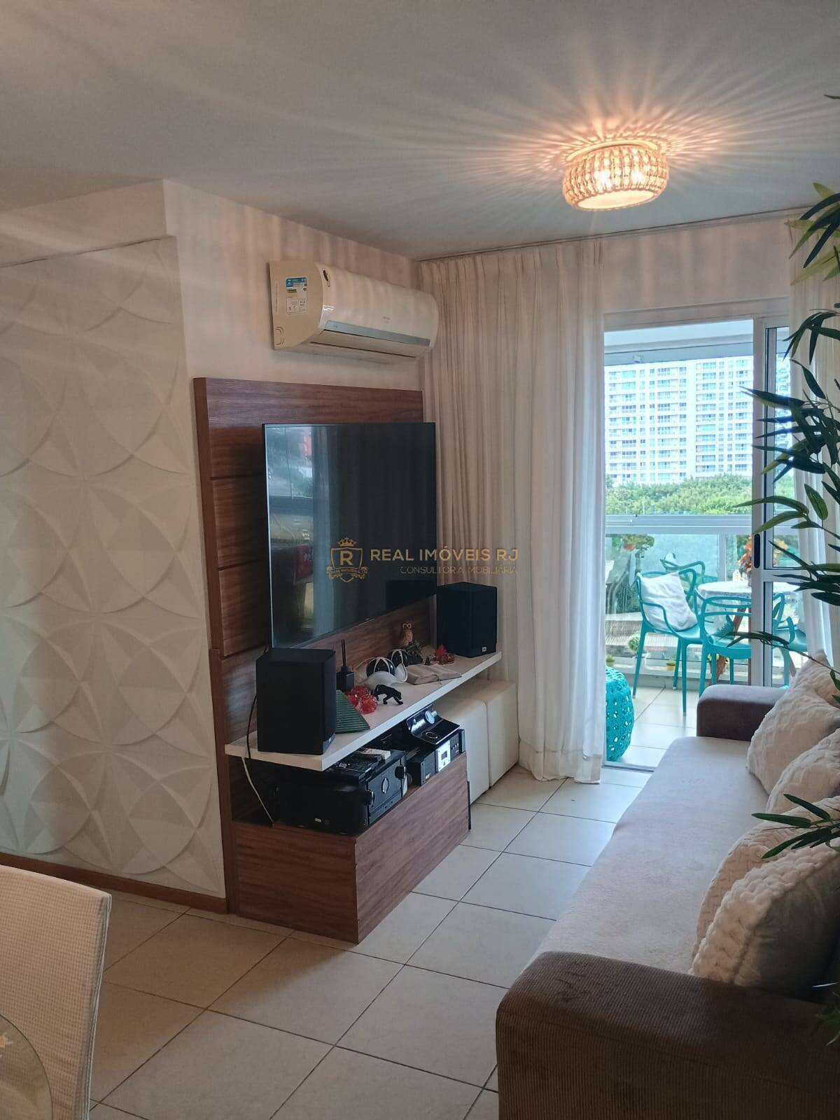 Apartamento à venda e aluguel com 2 quartos, 75m² - Foto 7