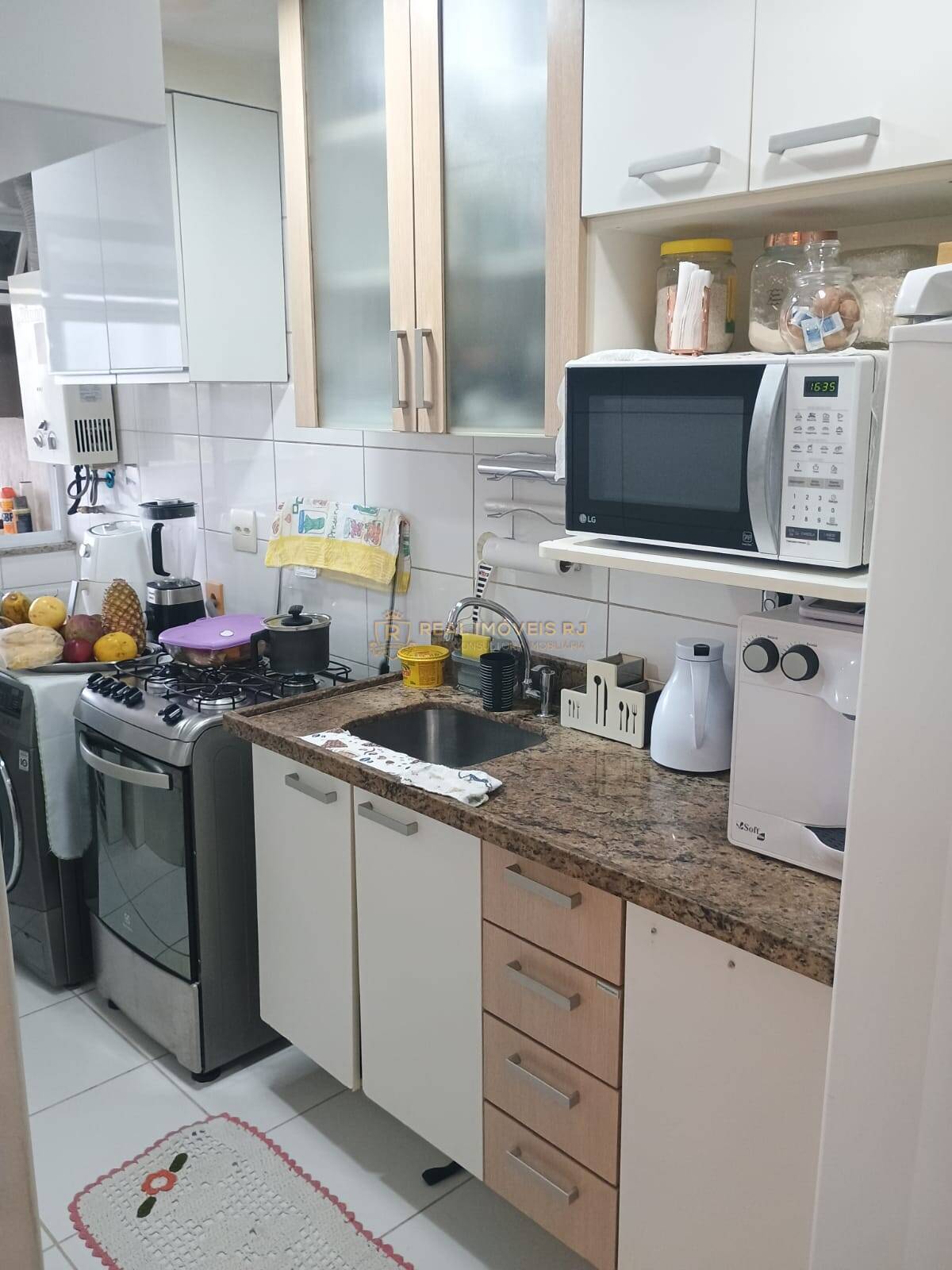 Apartamento à venda e aluguel com 2 quartos, 75m² - Foto 12