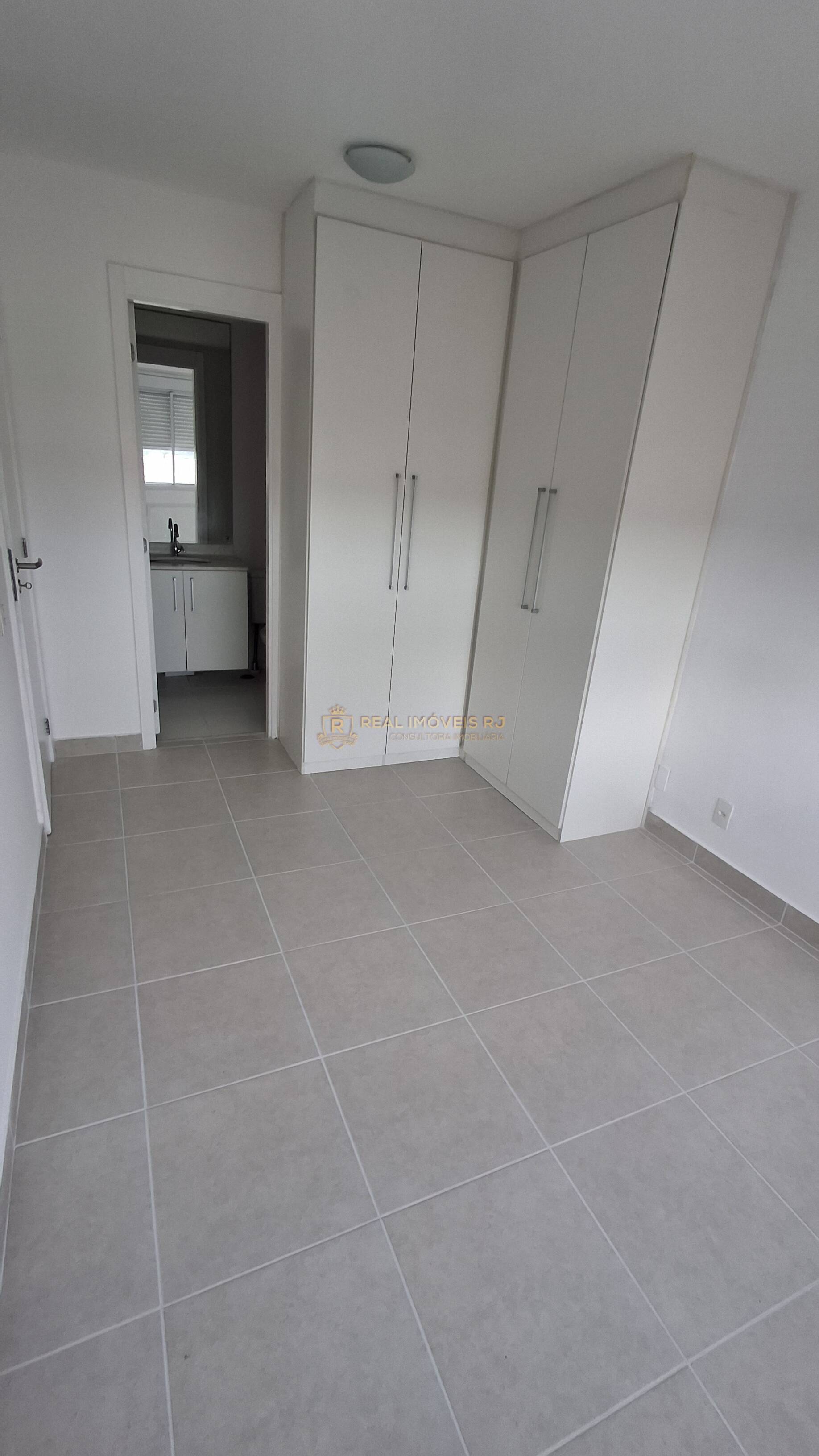 Apartamento à venda com 2 quartos, 61m² - Foto 9