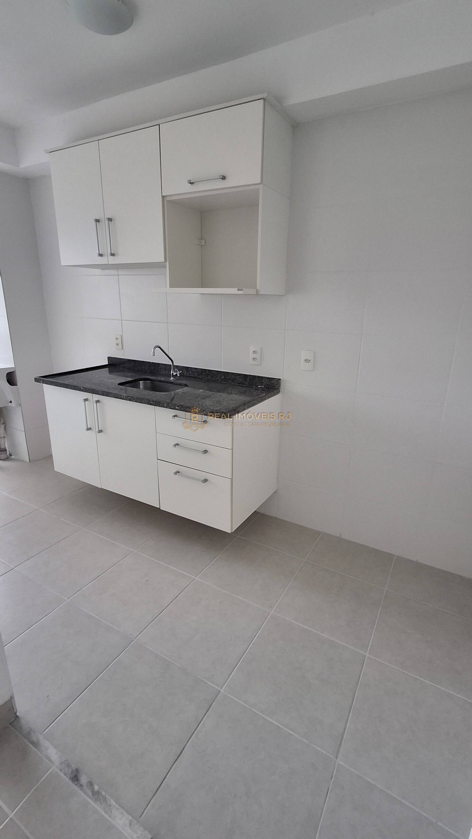 Apartamento à venda com 2 quartos, 61m² - Foto 2