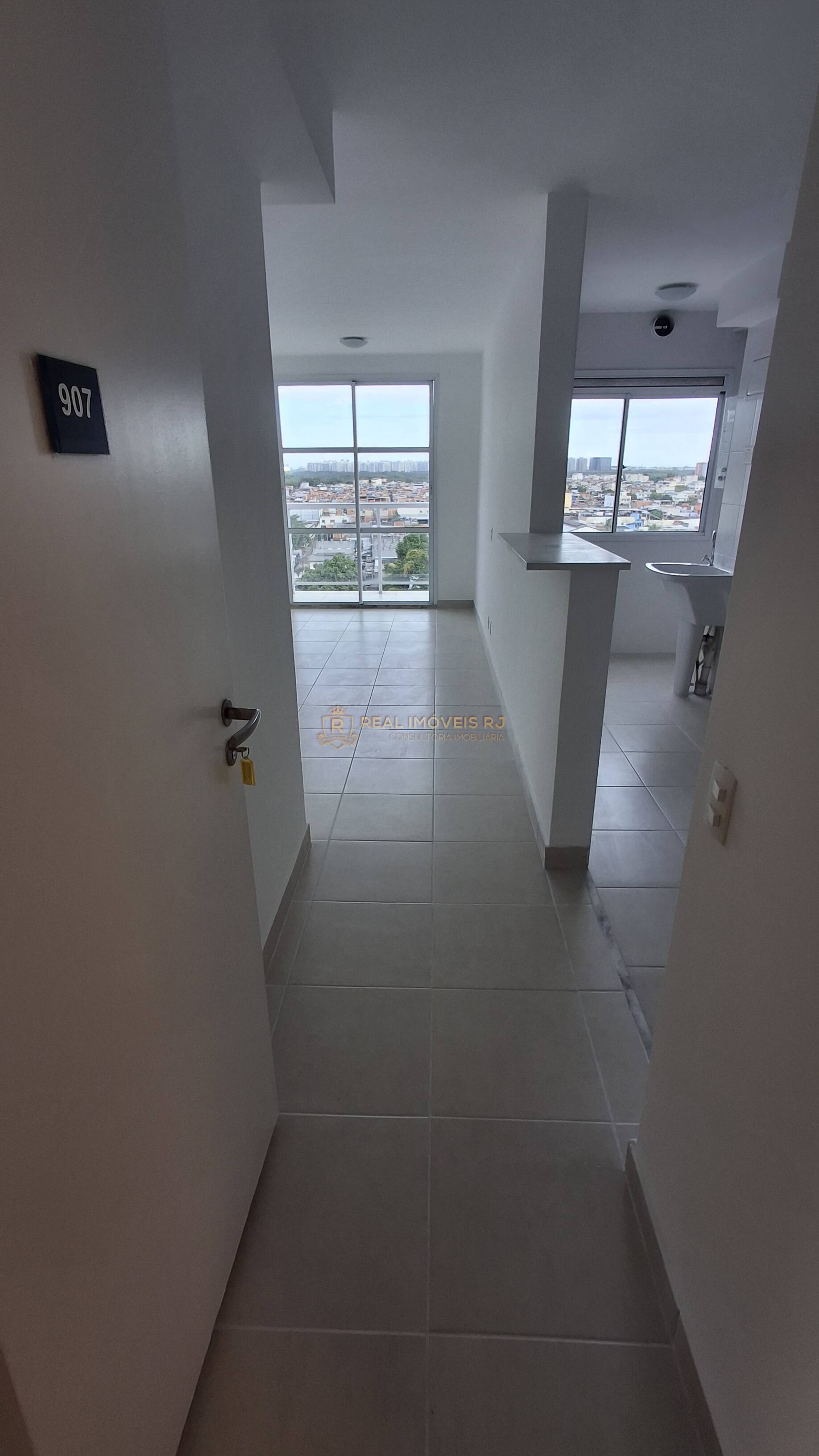 Apartamento à venda com 2 quartos, 61m² - Foto 1