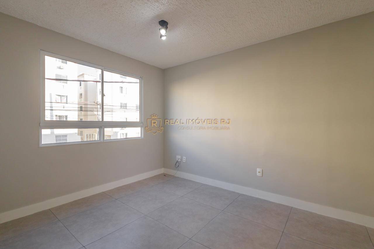 Apartamento à venda com 2 quartos, 43m² - Foto 3
