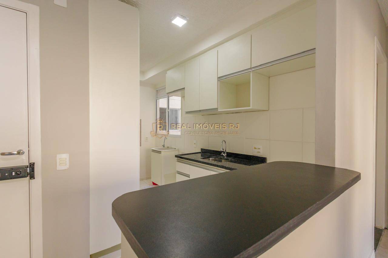 Apartamento à venda com 2 quartos, 43m² - Foto 13