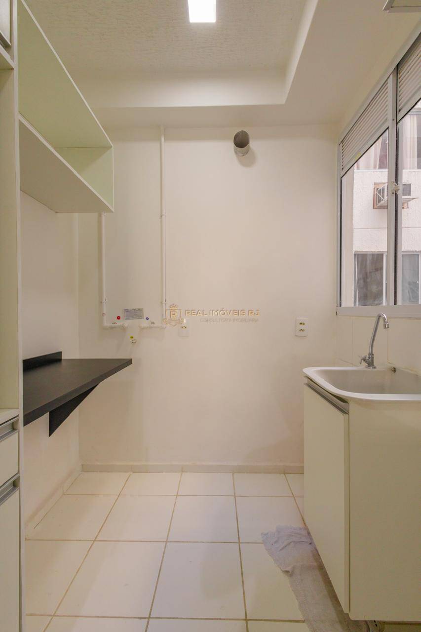 Apartamento à venda com 2 quartos, 43m² - Foto 19
