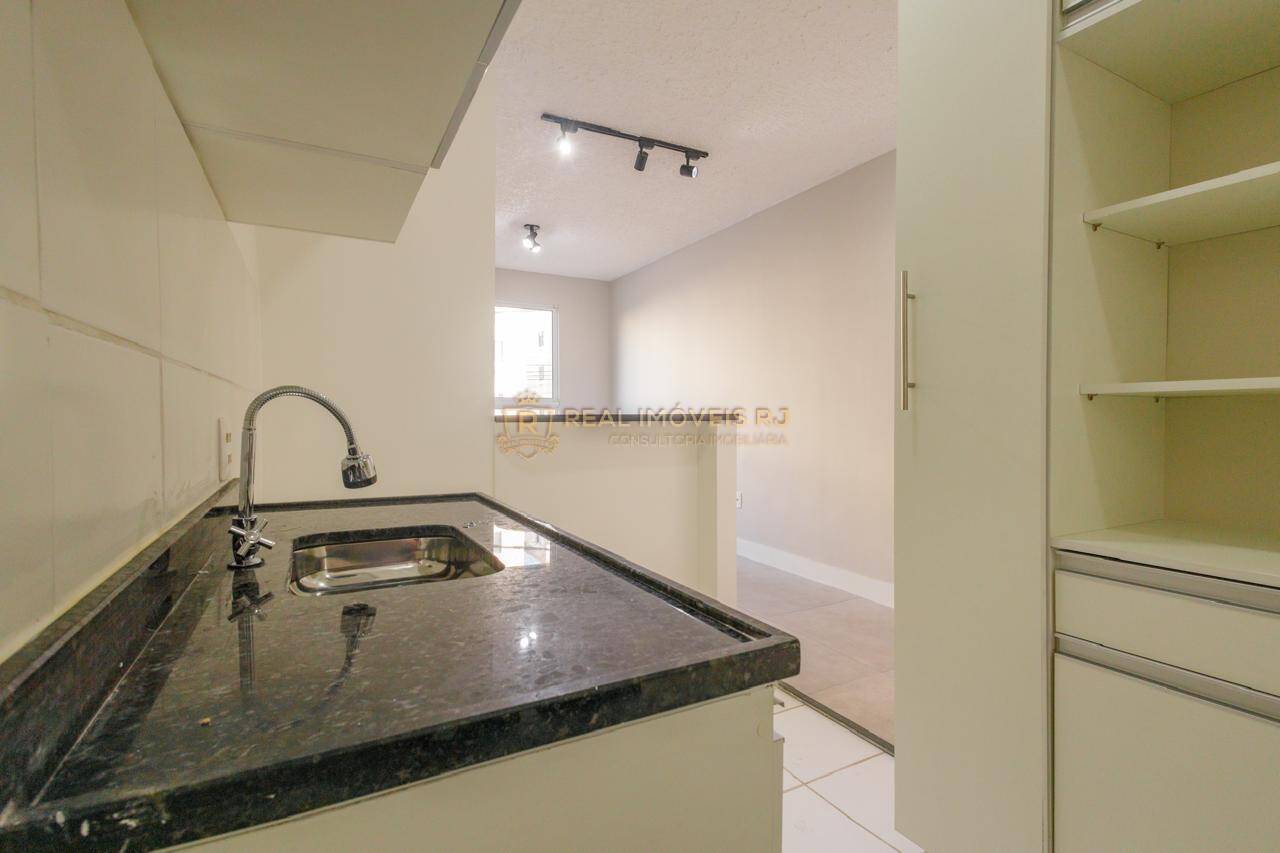 Apartamento à venda com 2 quartos, 43m² - Foto 16