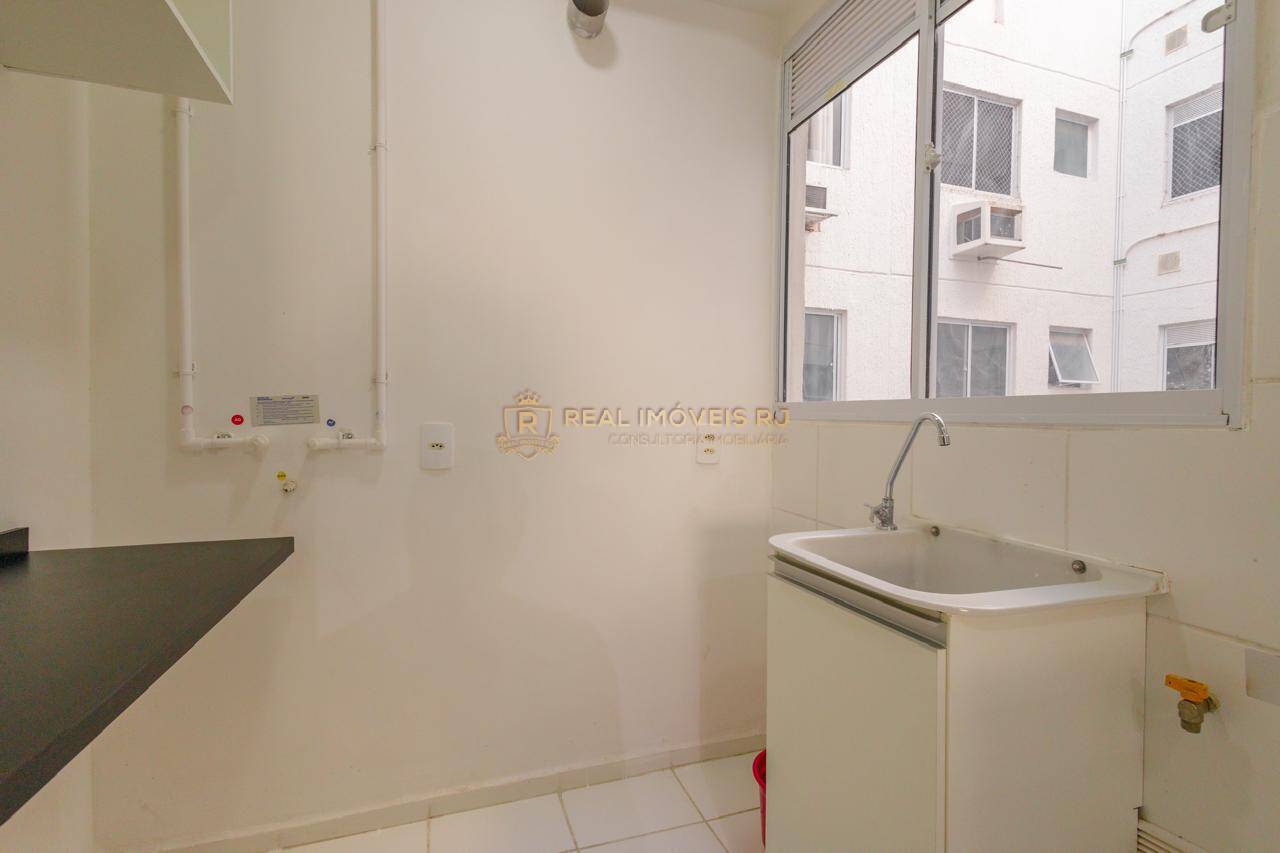 Apartamento à venda com 2 quartos, 43m² - Foto 18