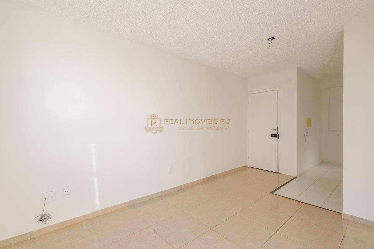 Apartamento à venda com 2 quartos, 43m² - Foto 5