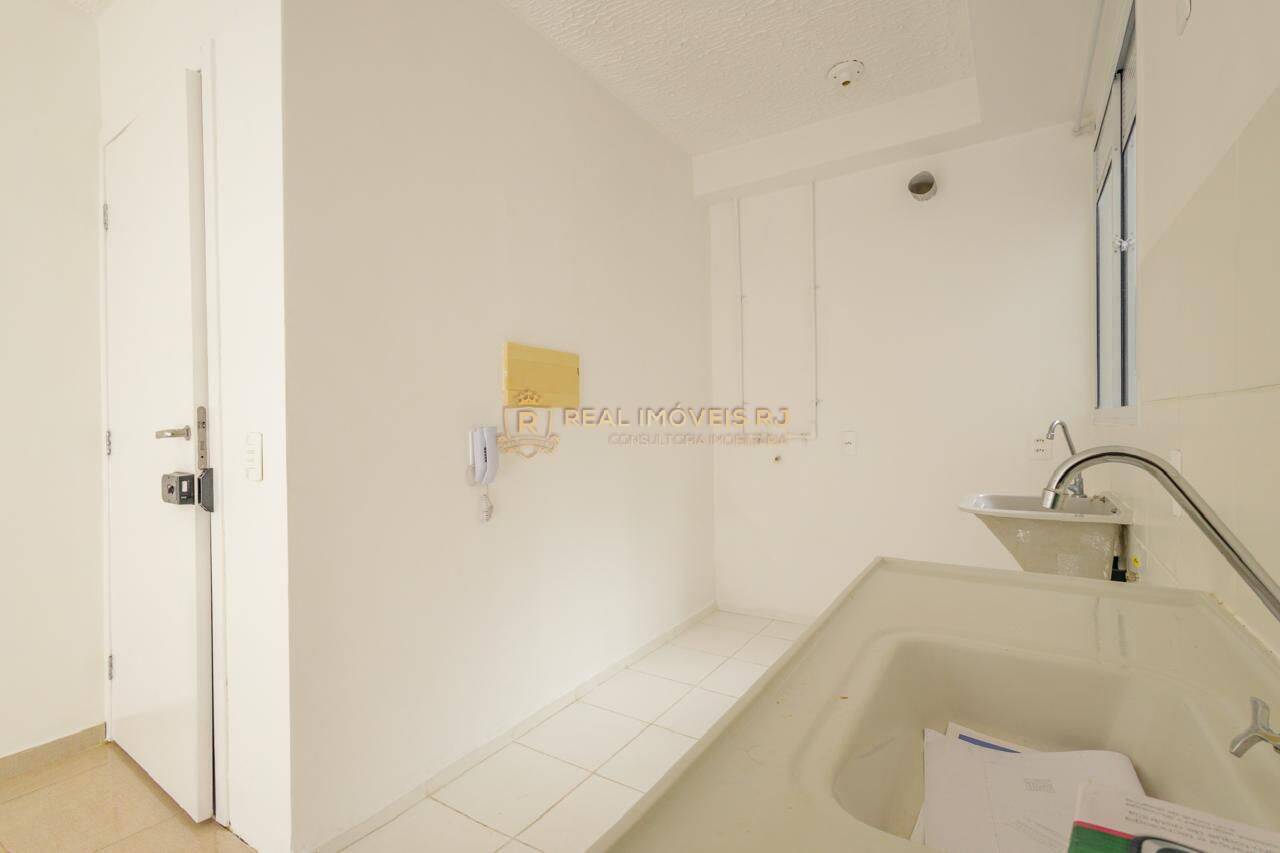 Apartamento à venda com 2 quartos, 43m² - Foto 16