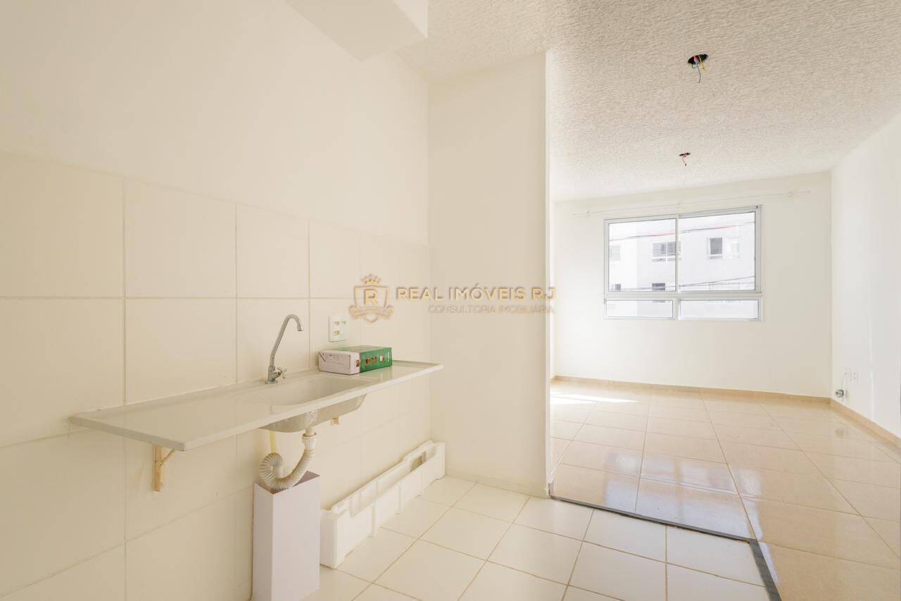 Apartamento à venda com 2 quartos, 43m² - Foto 15