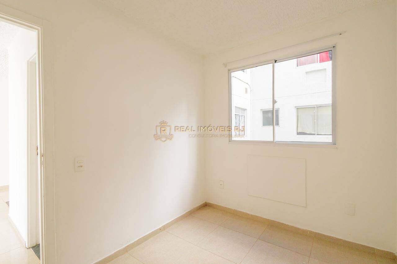 Apartamento à venda com 2 quartos, 43m² - Foto 25