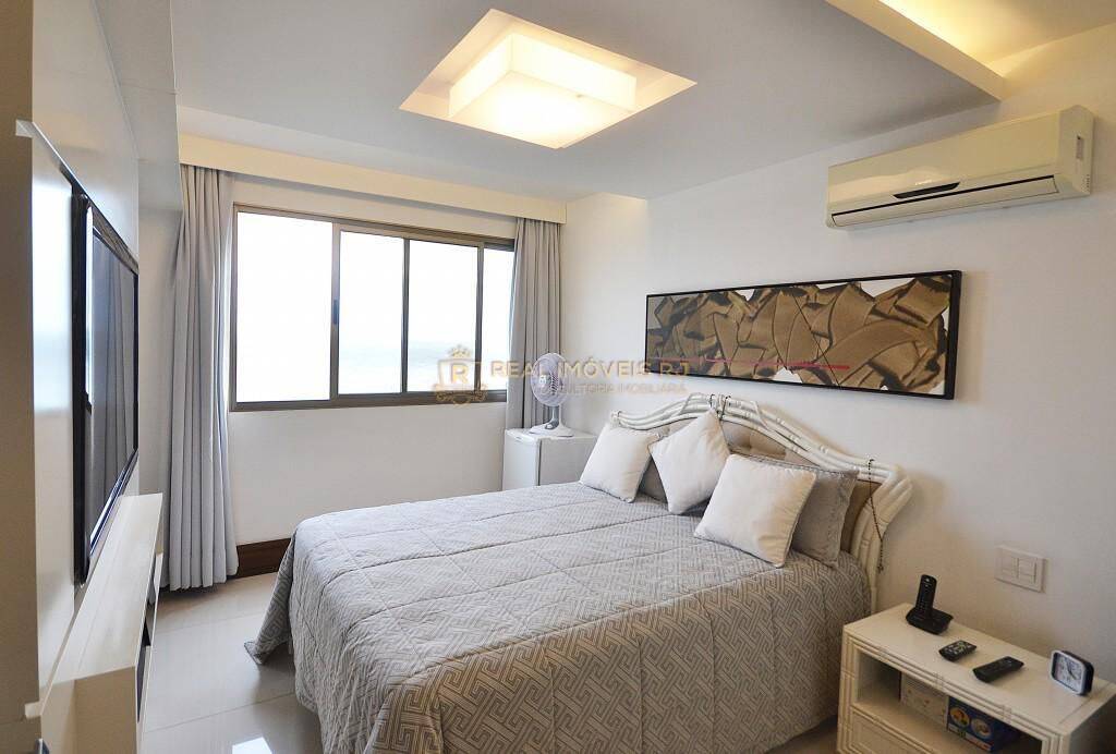 Apartamento para alugar com 4 quartos, 150m² - Foto 11