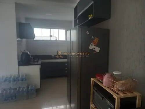 Casa à venda com 3 quartos, 240m² - Foto 5