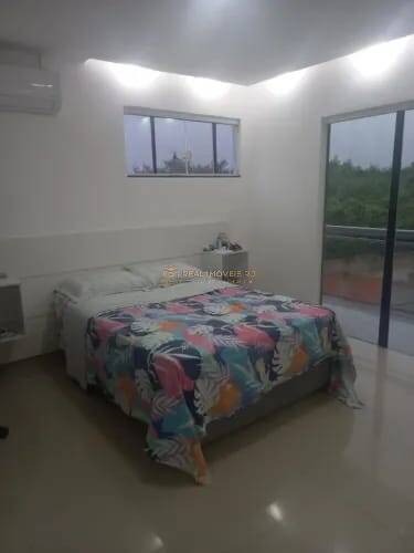 Casa à venda com 3 quartos, 240m² - Foto 8