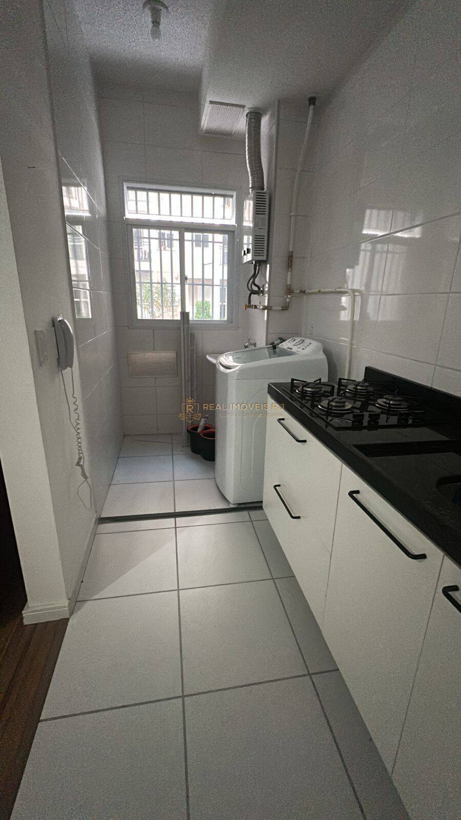 Apartamento à venda com 2 quartos, 45m² - Foto 4