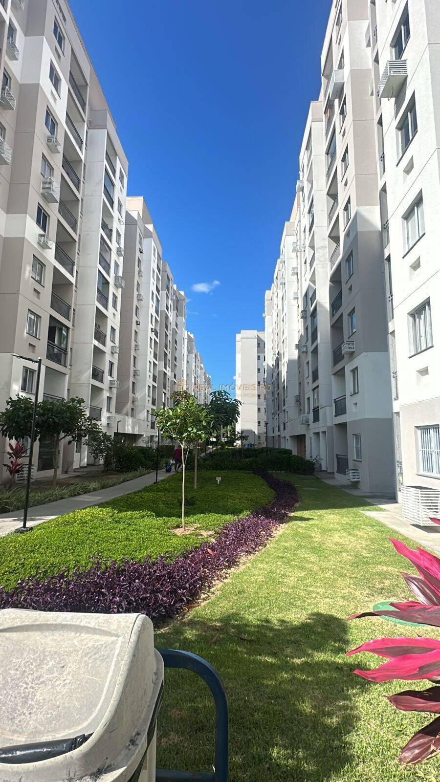 Apartamento à venda com 2 quartos, 45m² - Foto 9