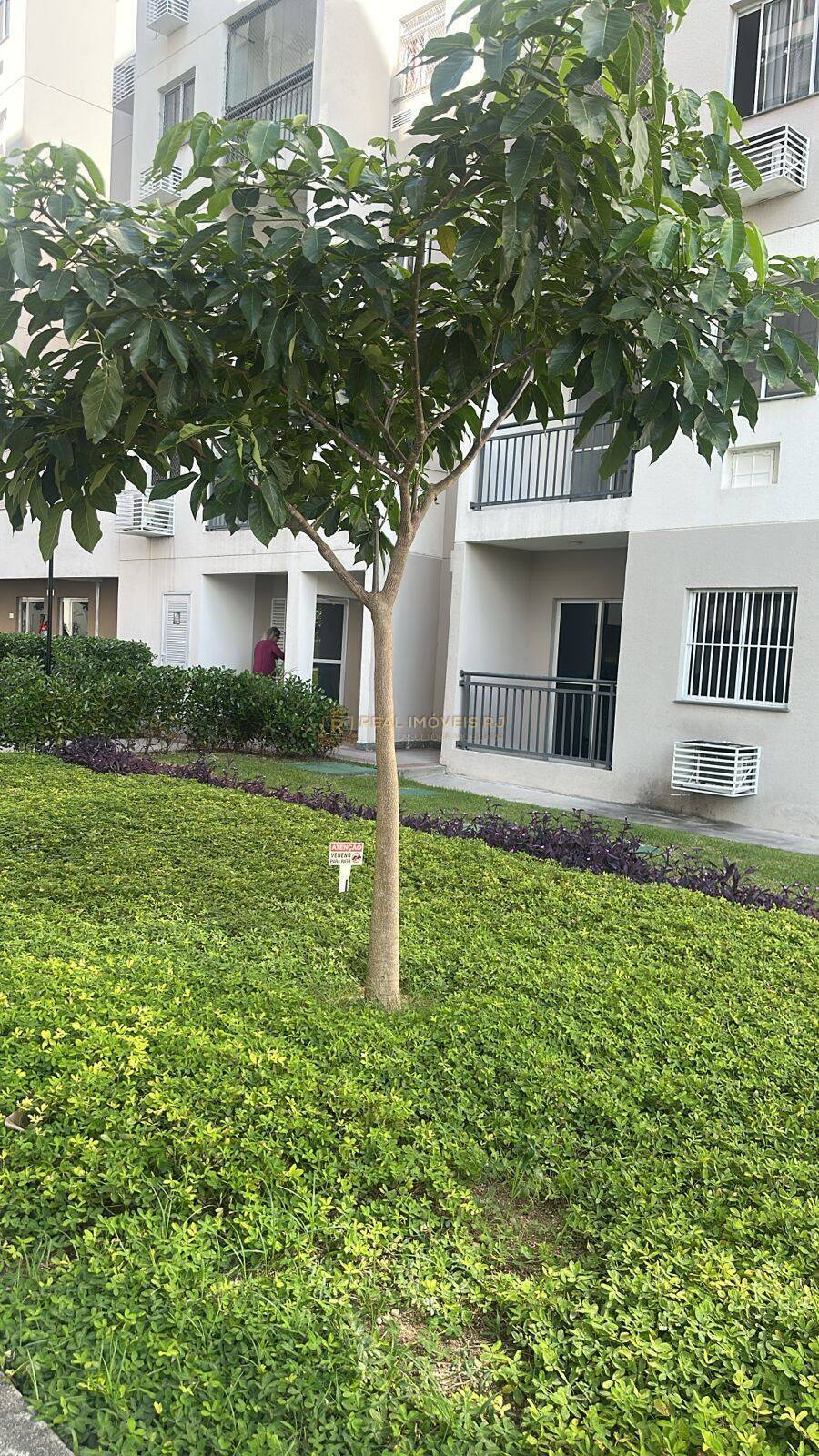 Apartamento à venda com 2 quartos, 45m² - Foto 11