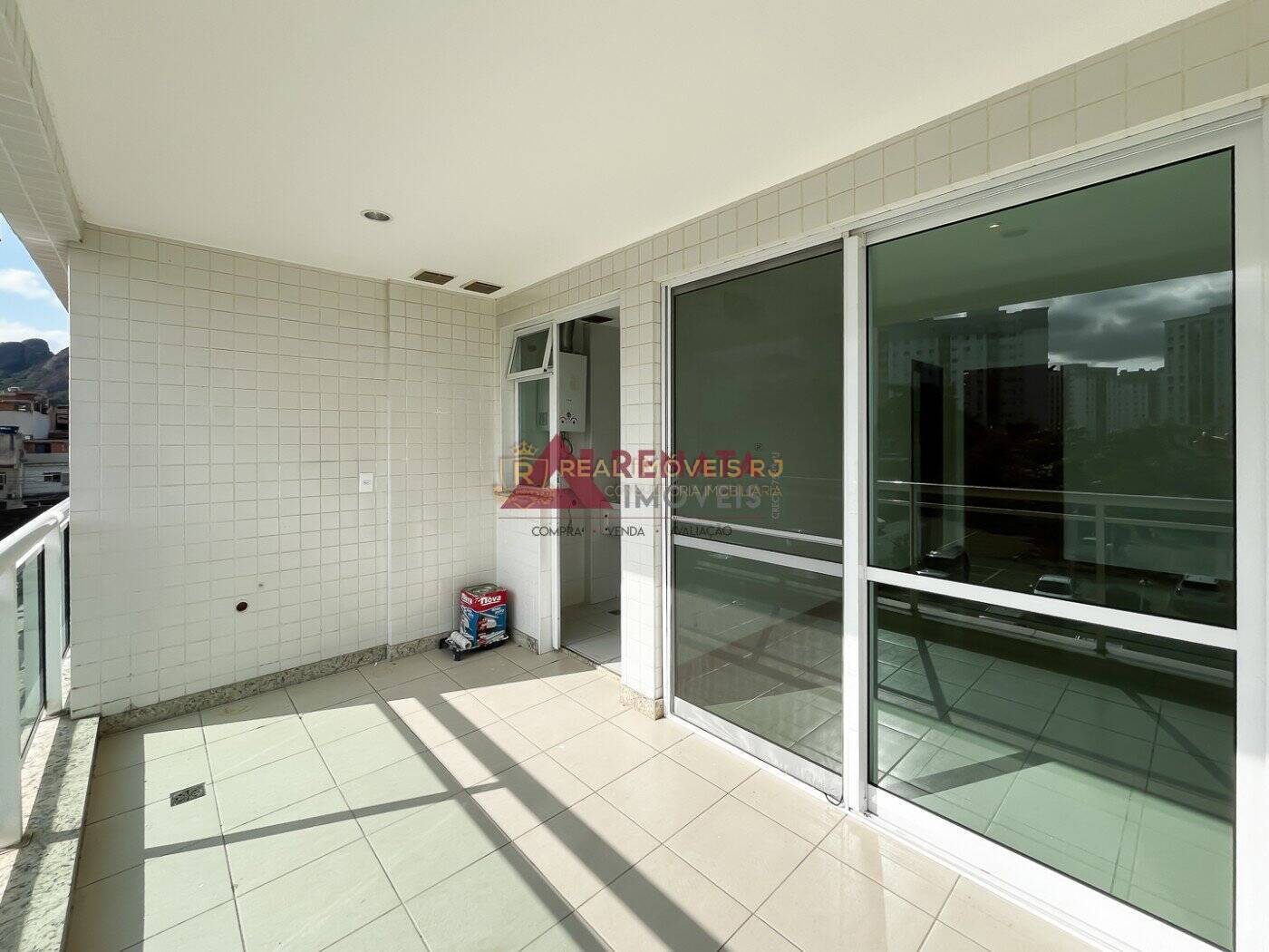 Apartamento à venda com 2 quartos, 78m² - Foto 8