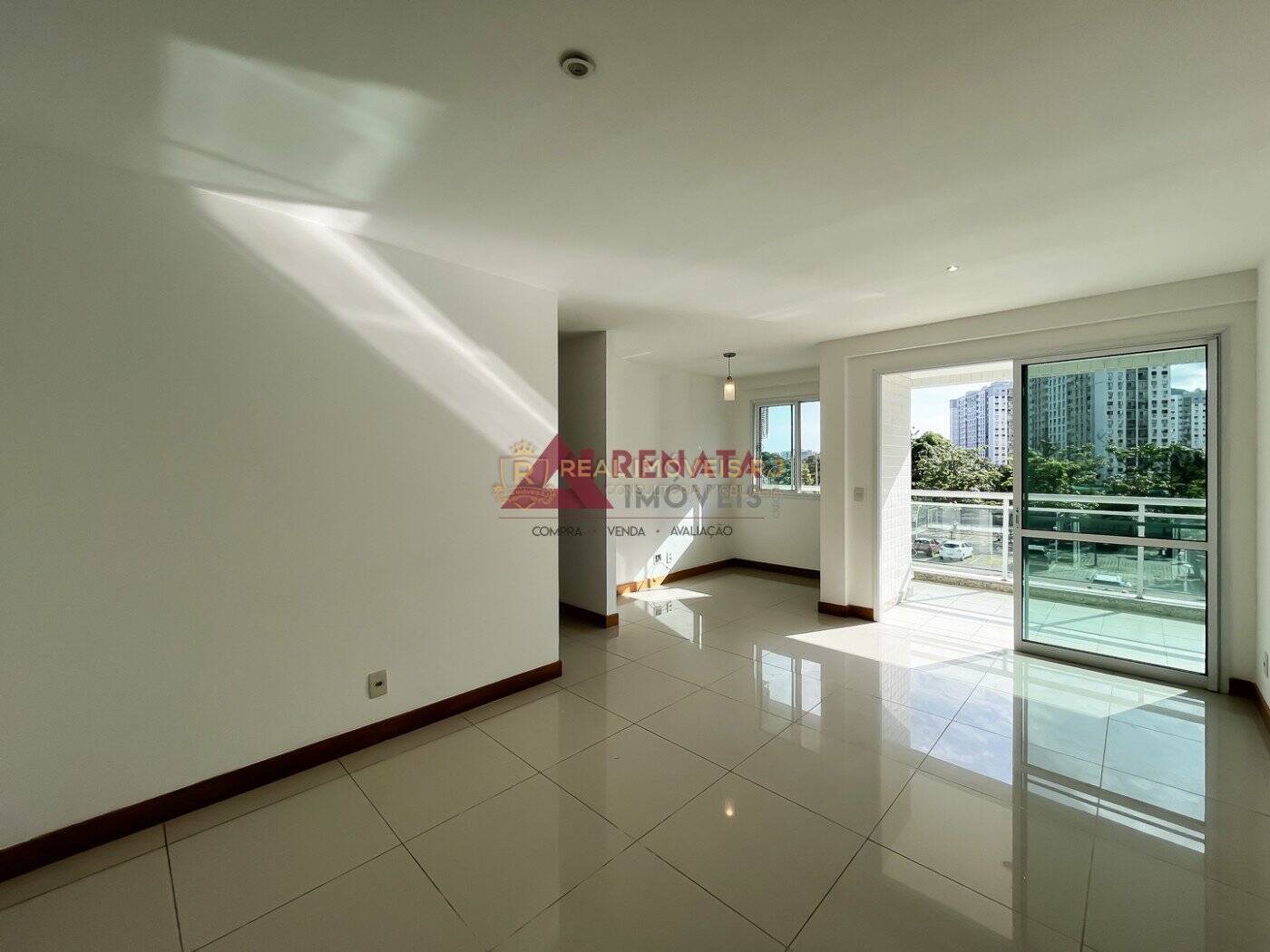Apartamento à venda com 2 quartos, 78m² - Foto 14