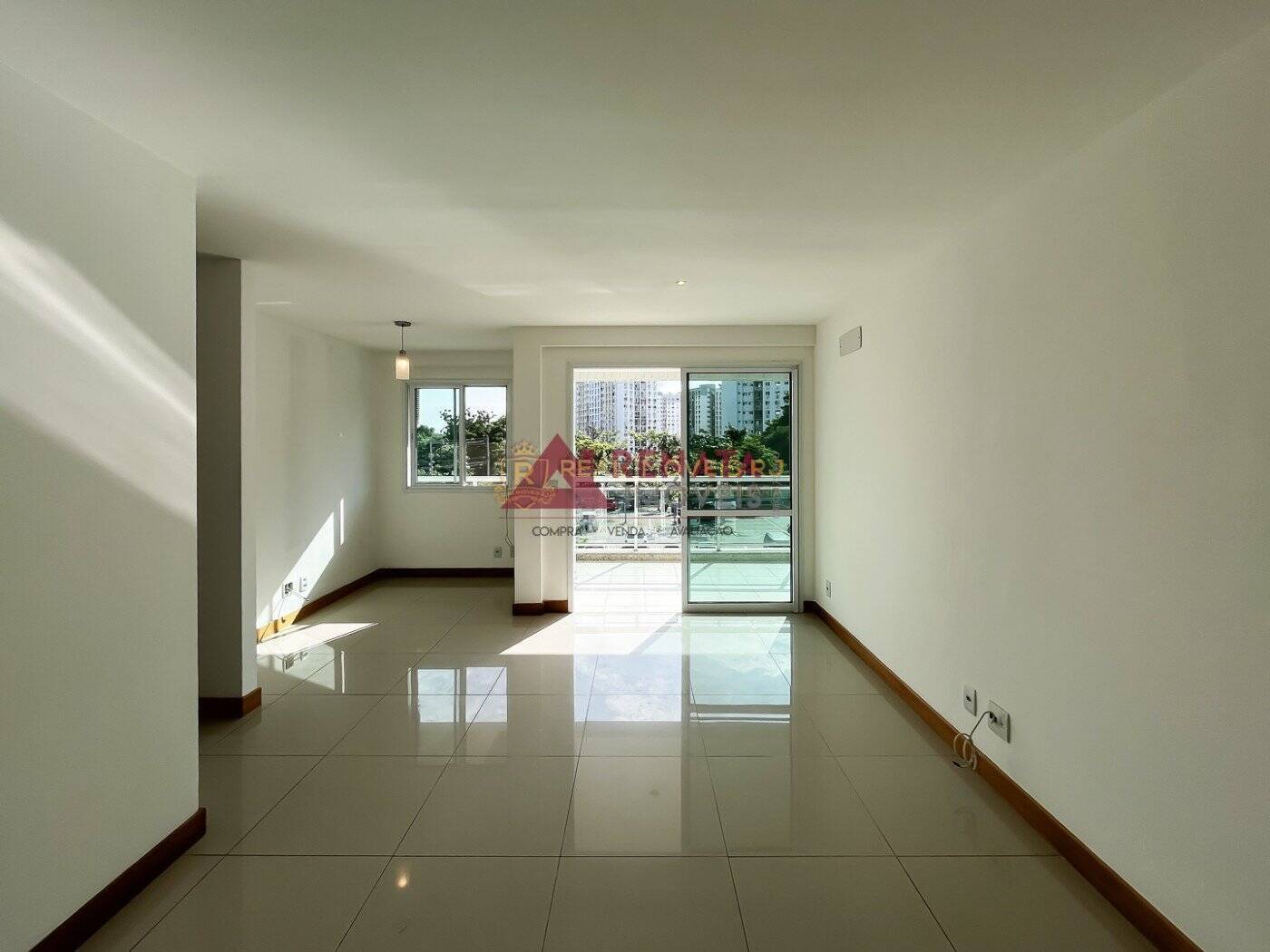 Apartamento à venda com 2 quartos, 78m² - Foto 15