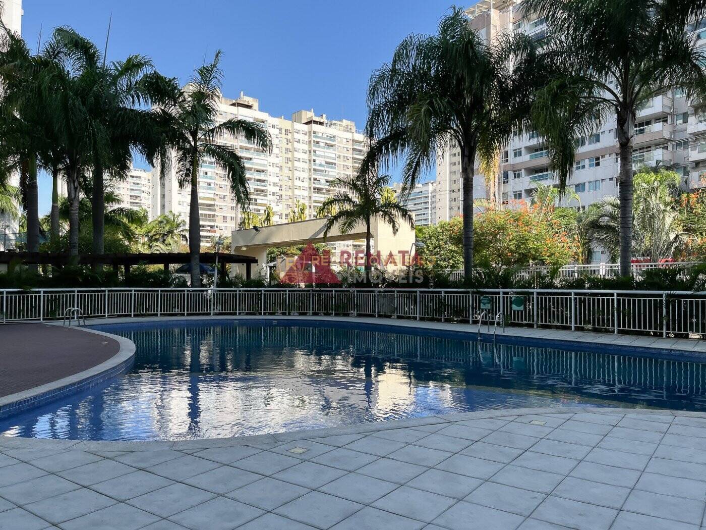 Apartamento à venda com 2 quartos, 78m² - Foto 30