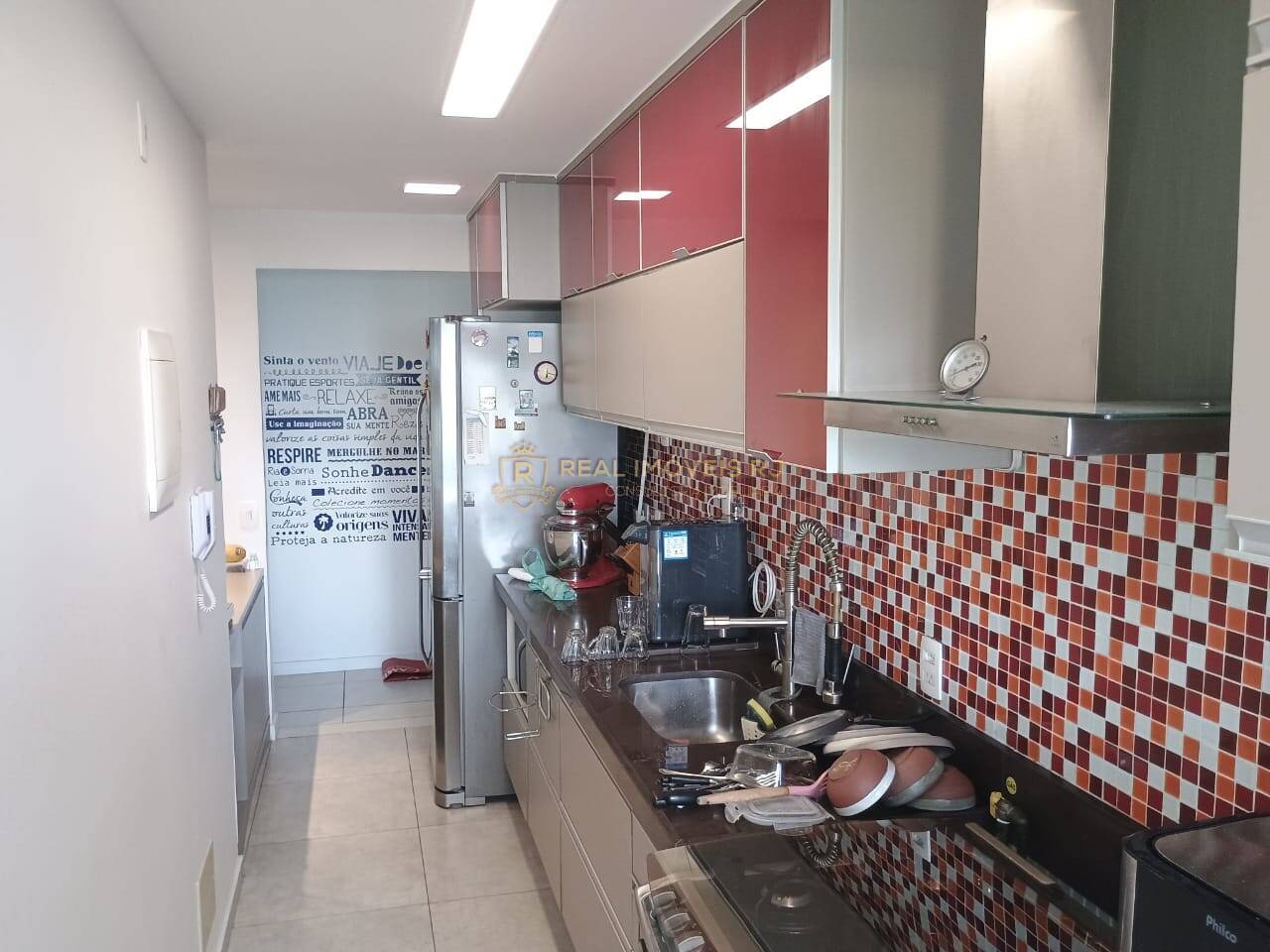 Apartamento à venda com 3 quartos, 75m² - Foto 4
