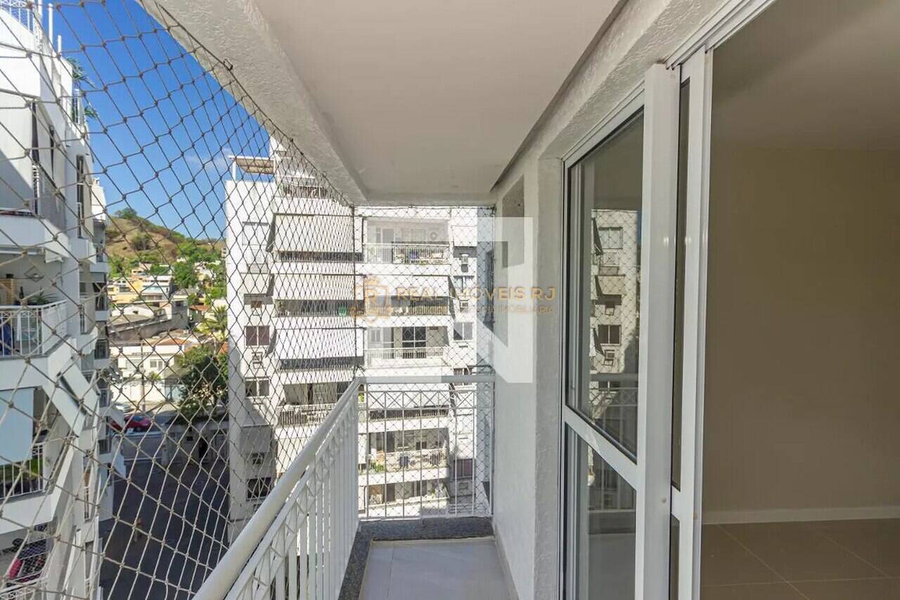 Apartamento à venda com 2 quartos, 64m² - Foto 5