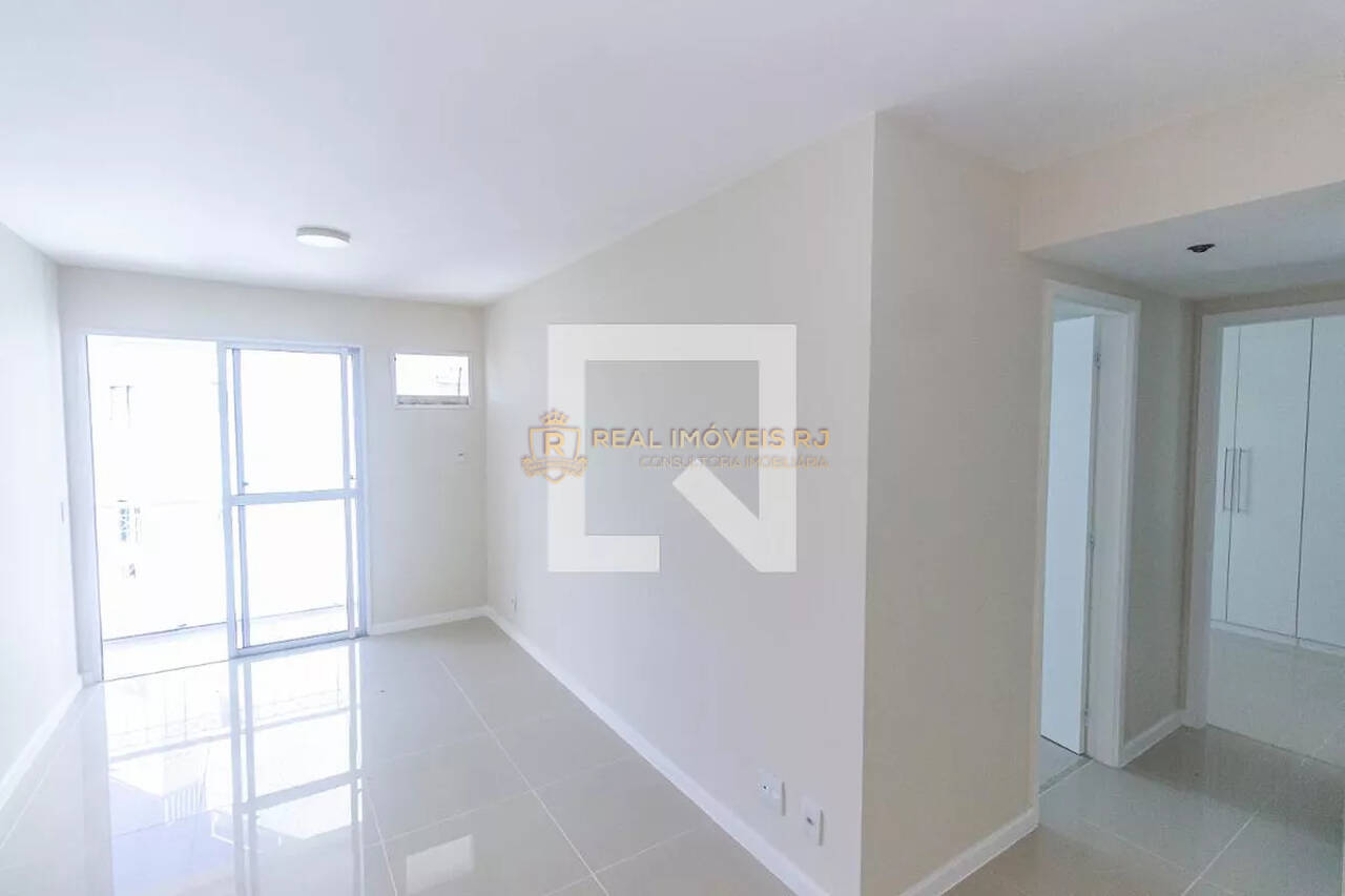 Apartamento à venda com 2 quartos, 64m² - Foto 7