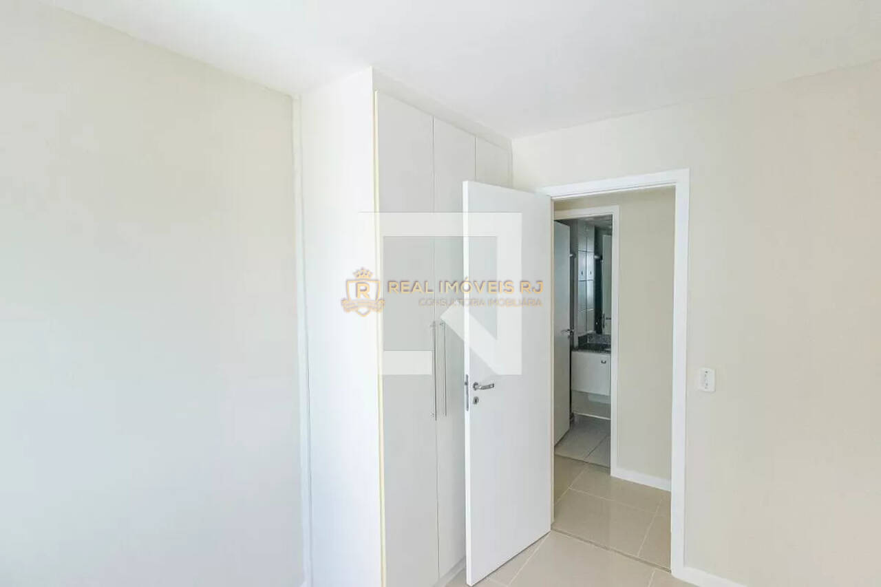 Apartamento à venda com 2 quartos, 64m² - Foto 10