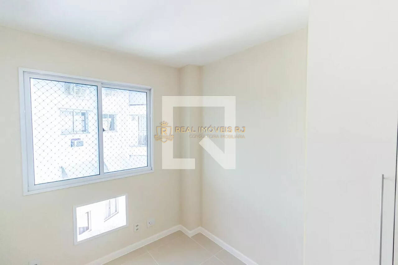 Apartamento à venda com 2 quartos, 64m² - Foto 11