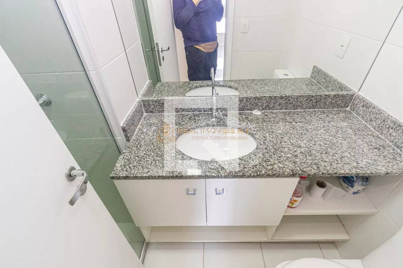 Apartamento à venda com 2 quartos, 64m² - Foto 16