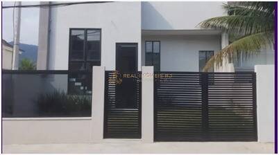 Casa à venda com 3 quartos, 250m² - Foto 26