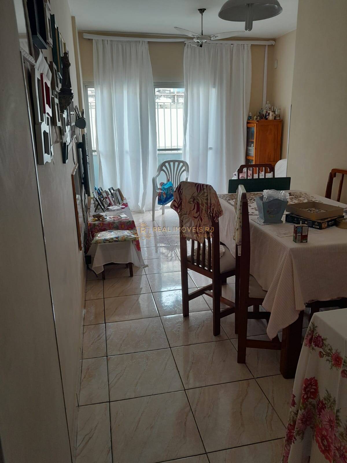 Apartamento à venda com 2 quartos, 71m² - Foto 1