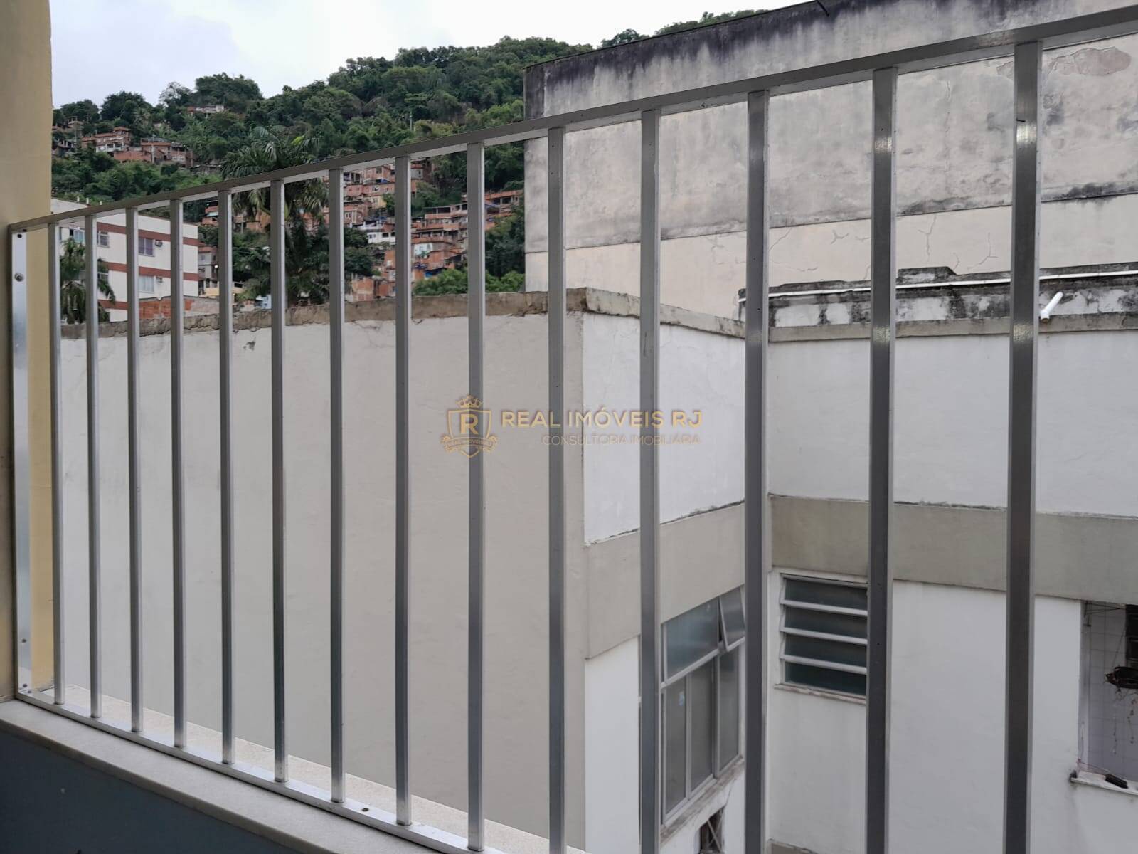 Apartamento à venda com 2 quartos, 71m² - Foto 25