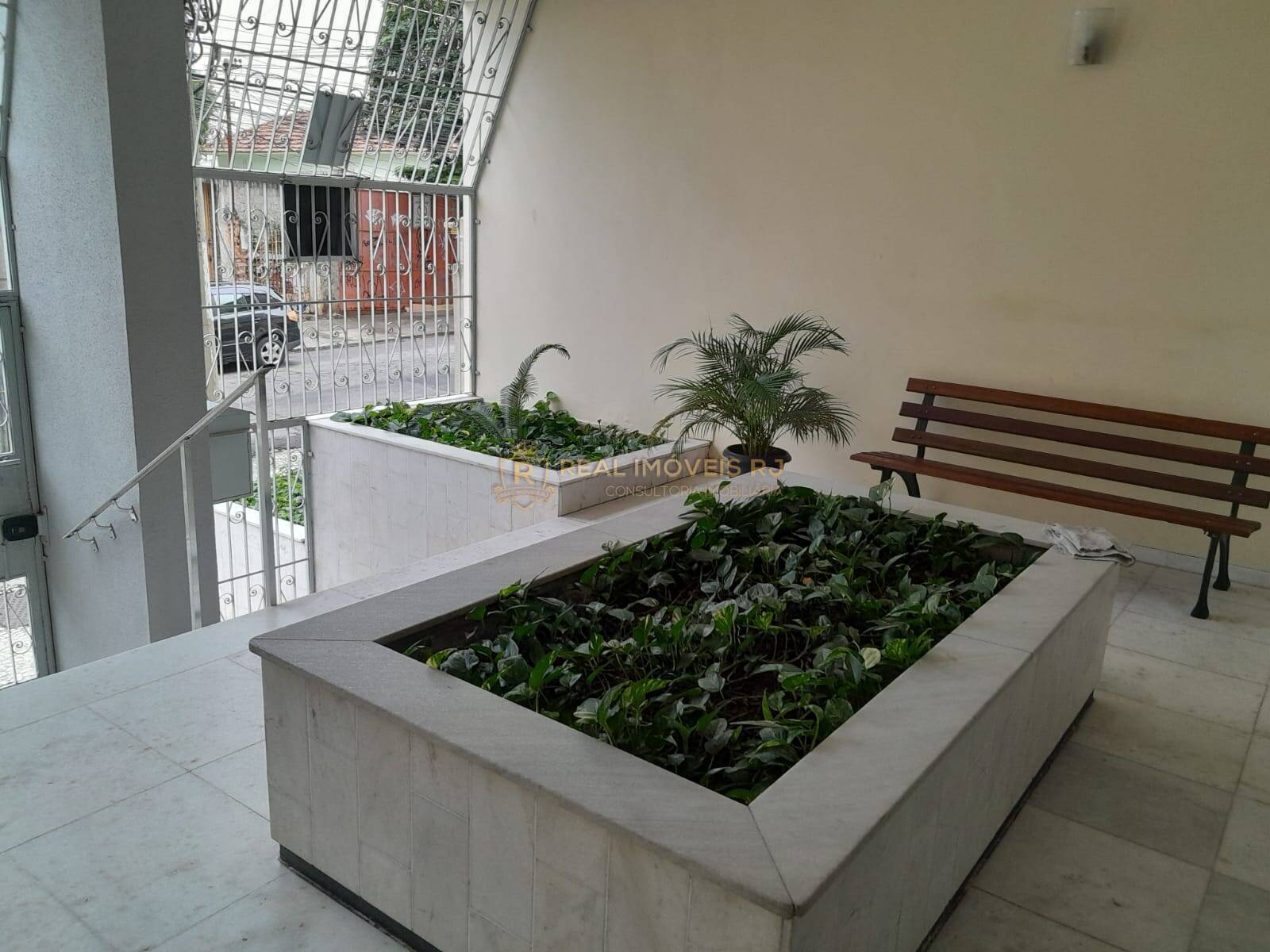 Apartamento à venda com 2 quartos, 71m² - Foto 30
