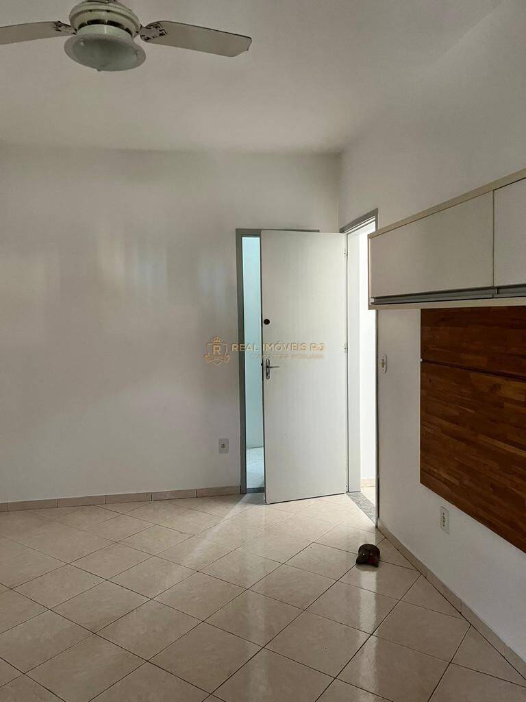 Casa para alugar com 3 quartos, 200m² - Foto 10