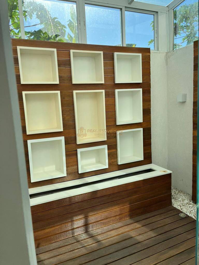 Casa para alugar com 3 quartos, 200m² - Foto 12