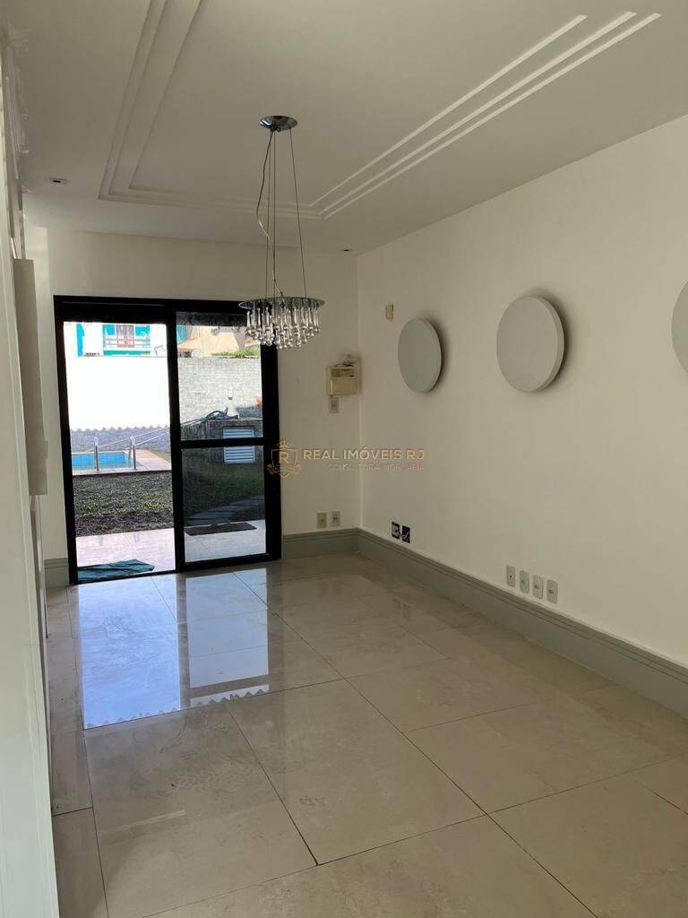 Casa para alugar com 3 quartos, 200m² - Foto 17