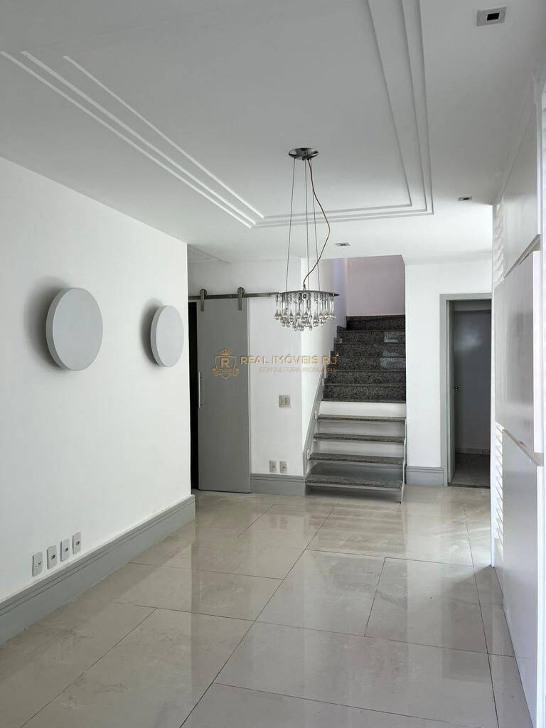 Casa para alugar com 3 quartos, 200m² - Foto 19