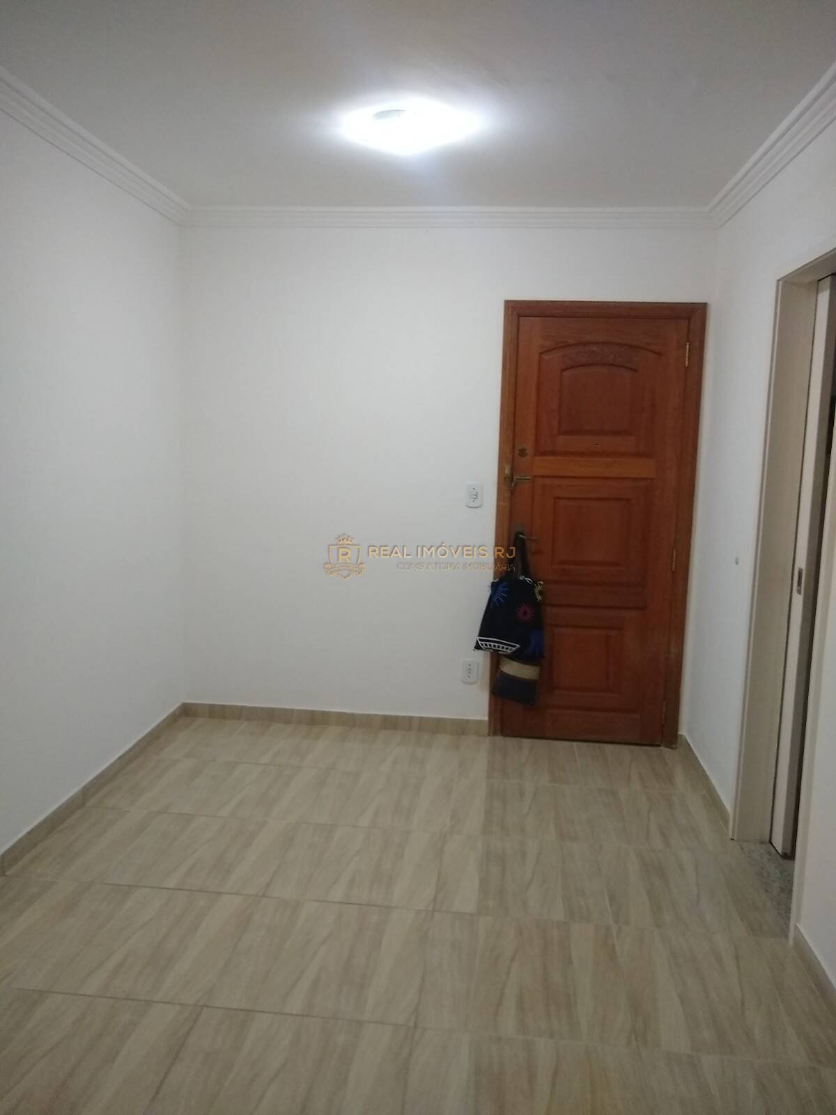 Apartamento à venda e aluguel com 2 quartos, 58m² - Foto 2