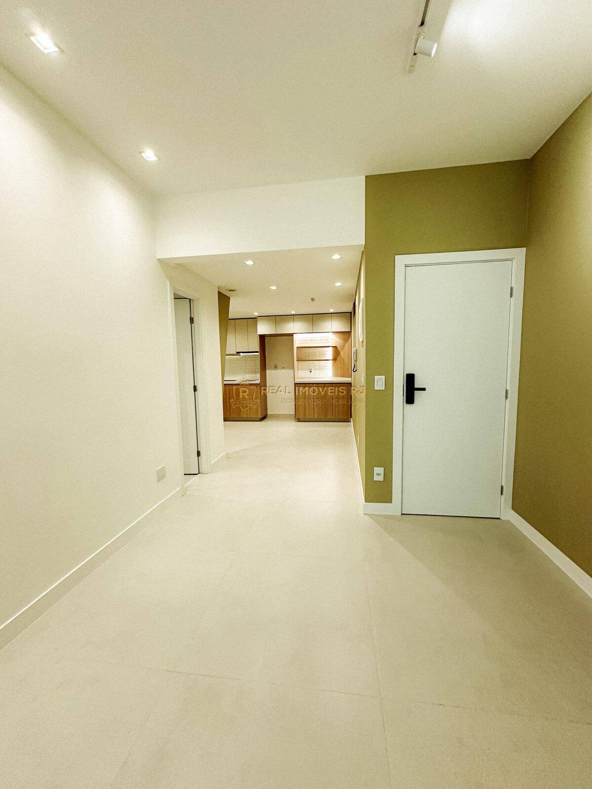 Apartamento à venda com 2 quartos, 55m² - Foto 3