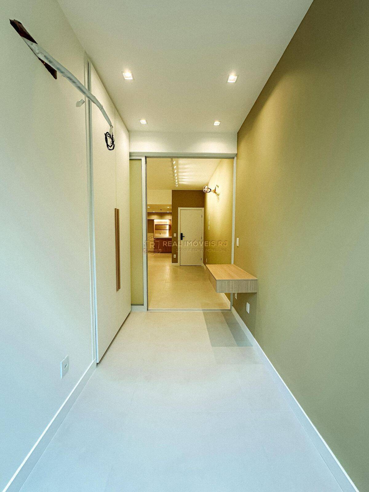 Apartamento à venda com 2 quartos, 55m² - Foto 18
