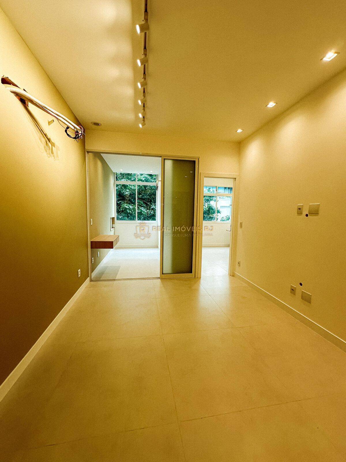 Apartamento à venda com 2 quartos, 55m² - Foto 22