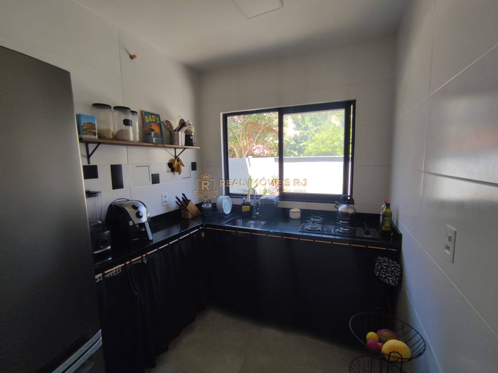 Casa à venda com 2 quartos, 110m² - Foto 5