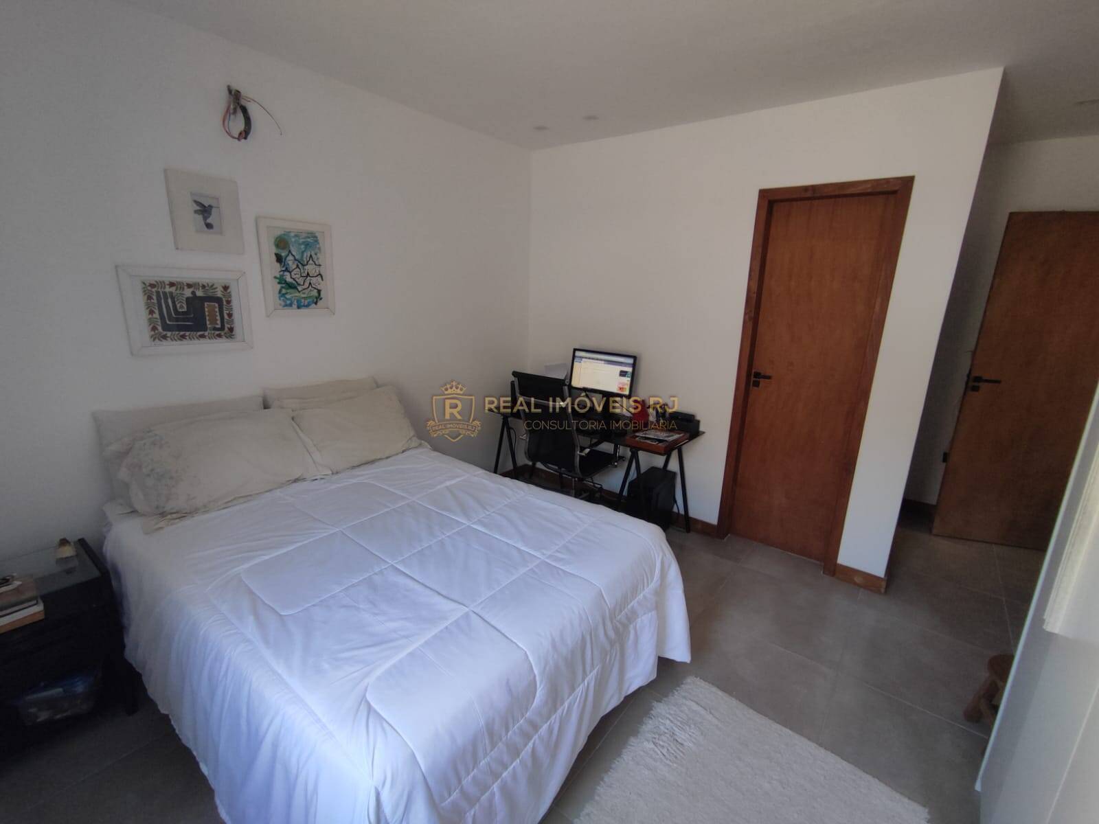 Casa à venda com 2 quartos, 110m² - Foto 9