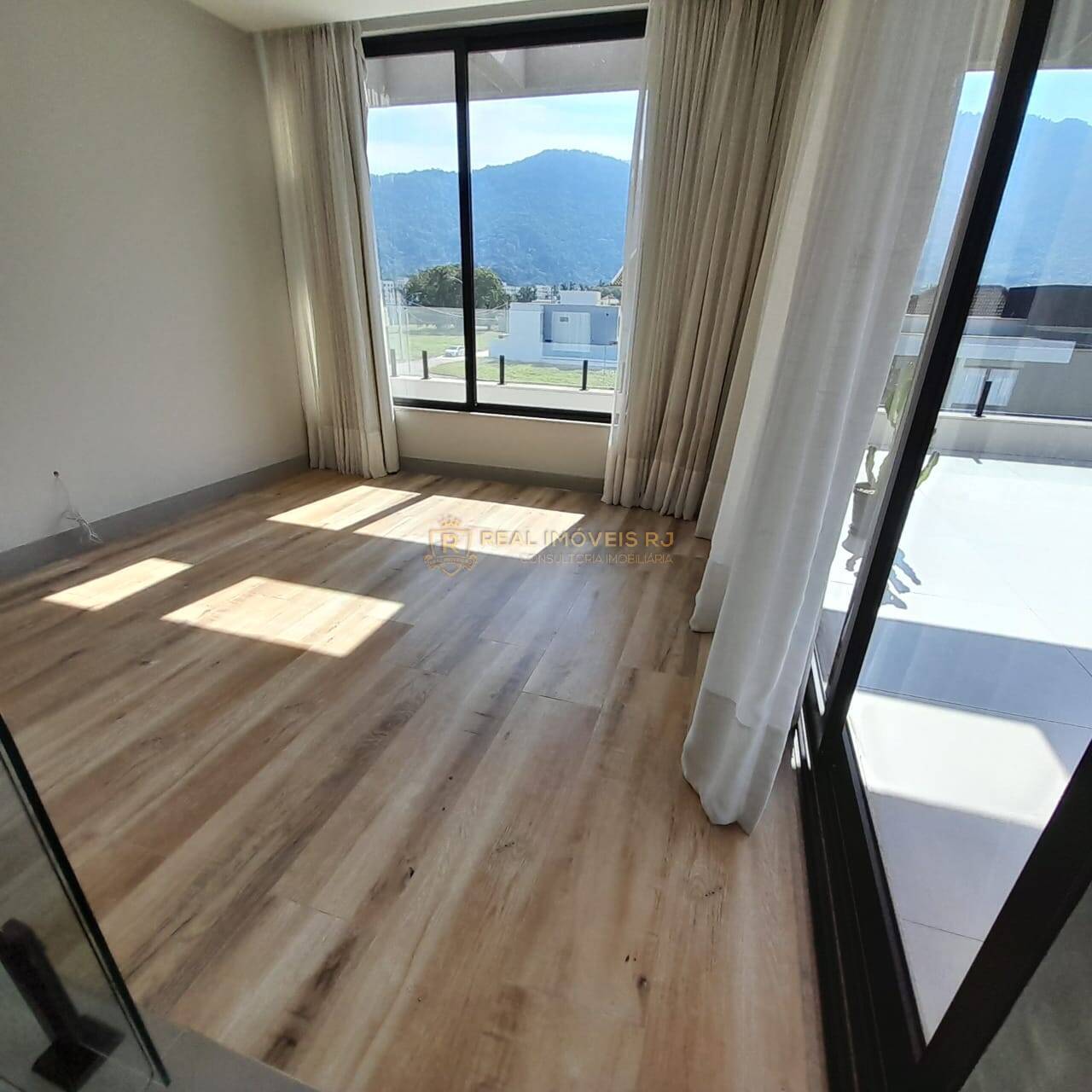 Casa à venda com 3 quartos, 420m² - Foto 25